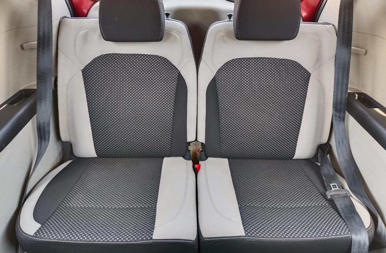 2019 Renault TRIBER RXZ, Petrol, Manual, 55,367 km, Third Seat Row ( optional )