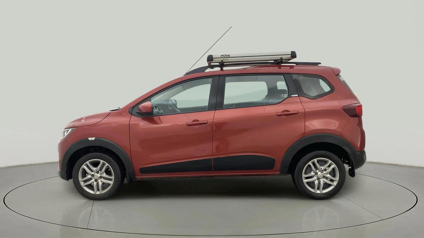 2019 Renault TRIBER RXZ, Petrol, Manual, 55,367 km, Left Side