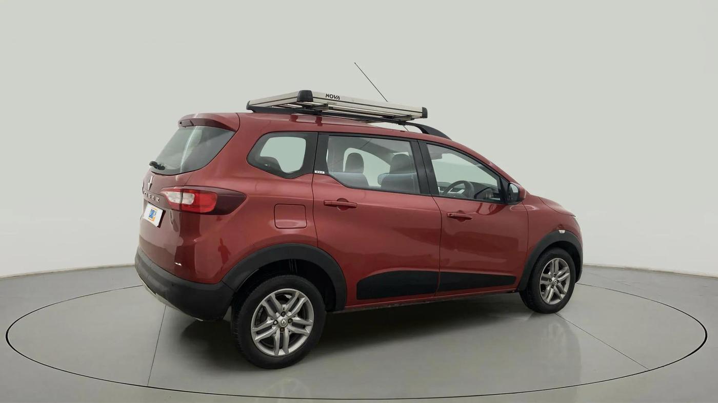 2019 Renault TRIBER RXZ, Petrol, Manual, 55,367 km, Right Back Diagonal
