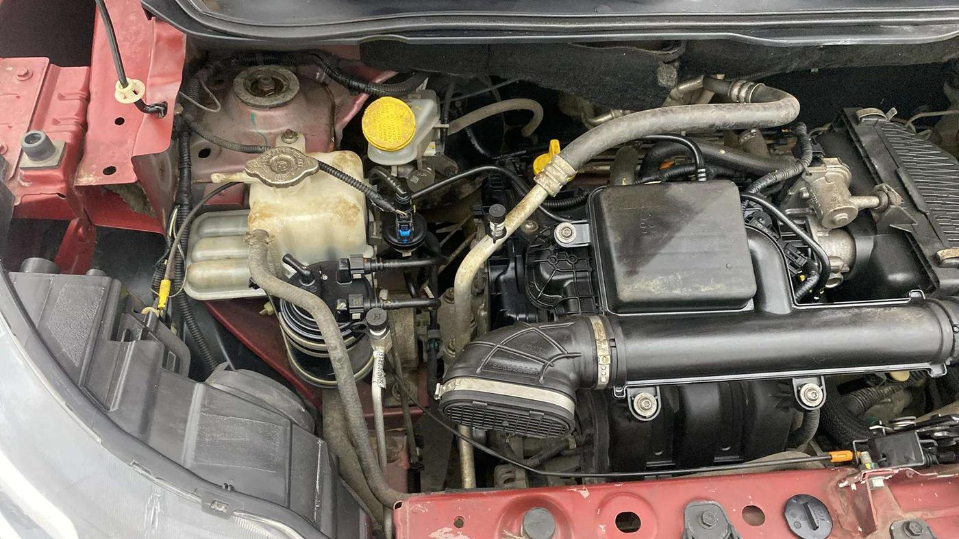 2019 Renault TRIBER RXZ, Petrol, Manual, 55,367 km, Engine View - Right