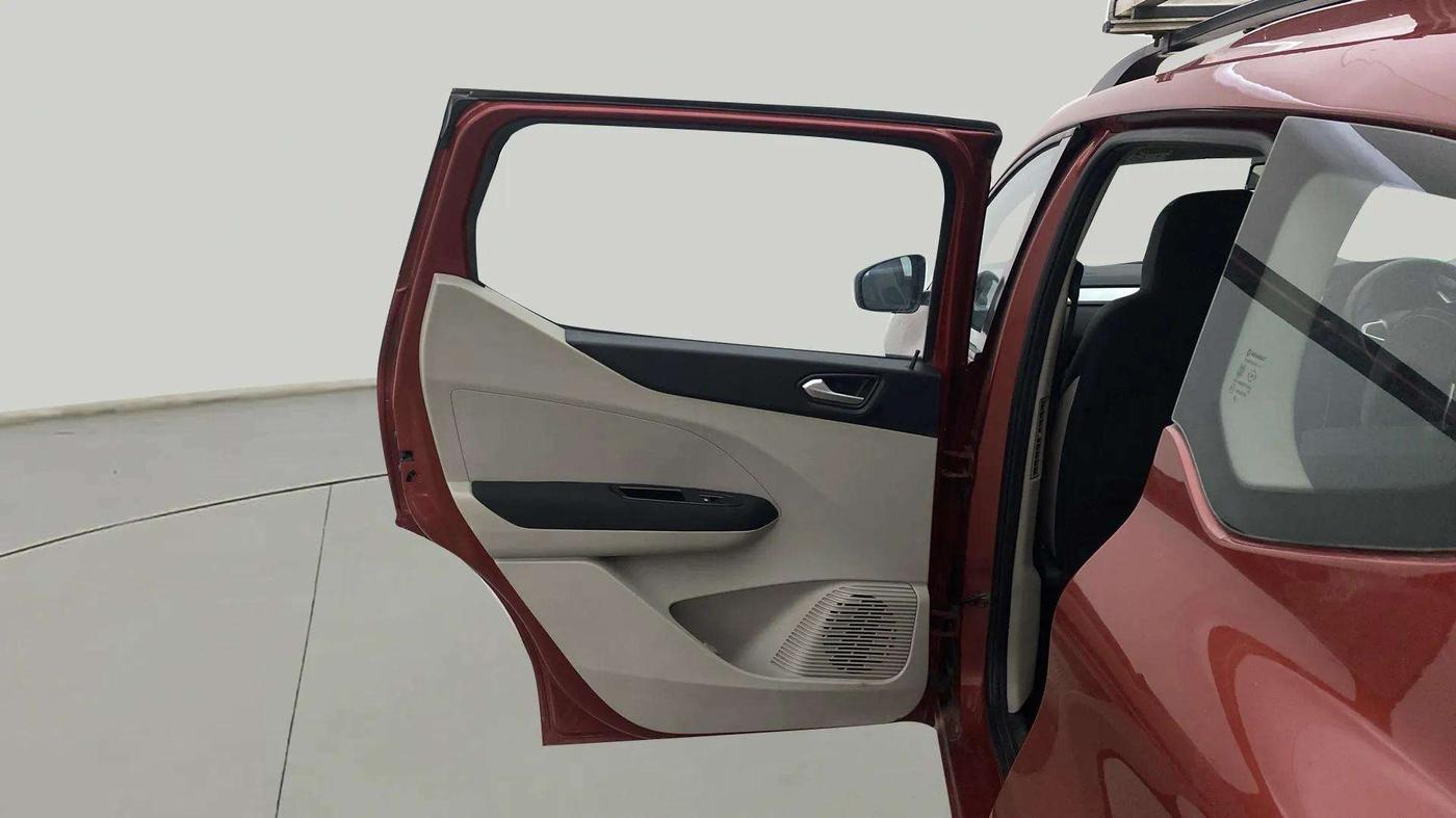 2019 Renault TRIBER RXZ, Petrol, Manual, 55,367 km, LHS Rear Door