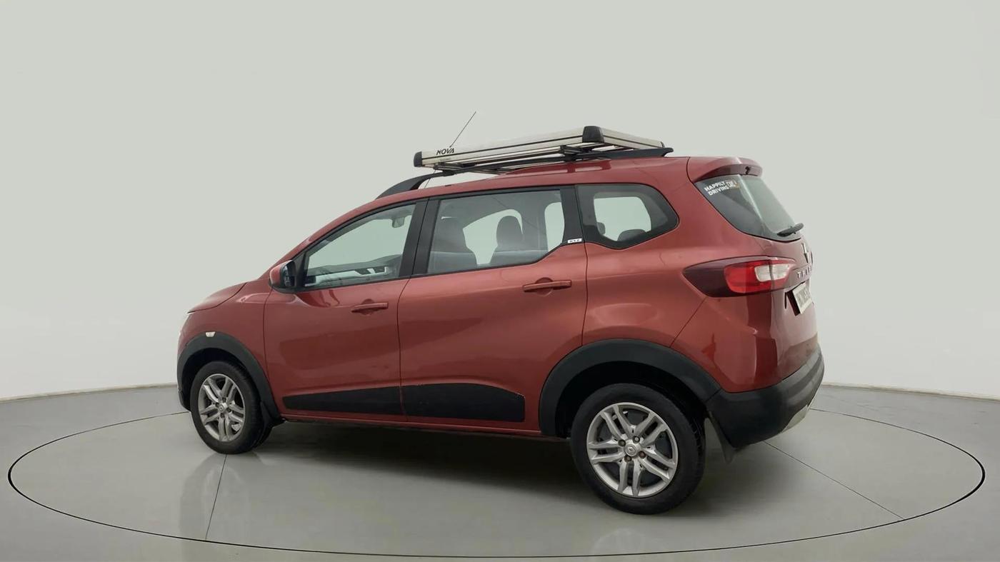 2019 Renault TRIBER RXZ, Petrol, Manual, 55,367 km, Left Back Diagonal