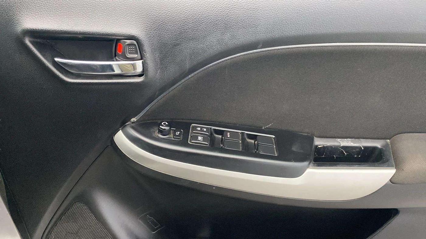 2018 Maruti Baleno ALPHA PETROL 1.2, Petrol, Manual, 67,049 km, Driver Side Door Panels Control