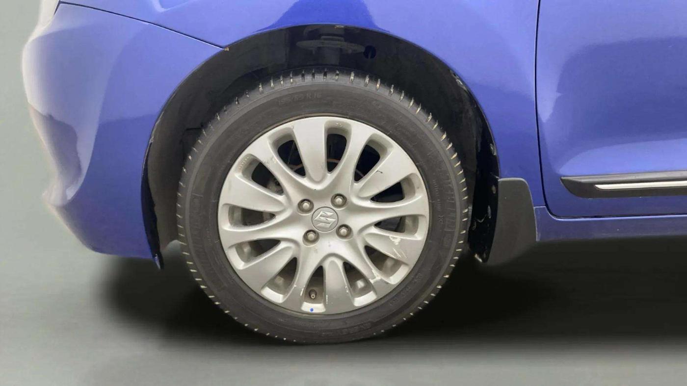 2017 Maruti Baleno ALPHA PETROL 1.2, Petrol, Manual, 71,354 km, Left Front Wheel