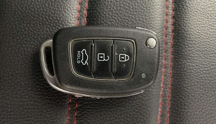 2021 Hyundai GRAND I10 NIOS SPORTZ 1.2 KAPPA VTVT, Petrol, Manual, 30,030 km, Key Close Up