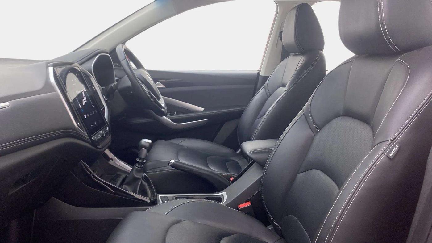 2020 MG HECTOR SHARP 2.0 DIESEL, Diesel, Manual, 36,527 km, Right Side Front Door Cabin