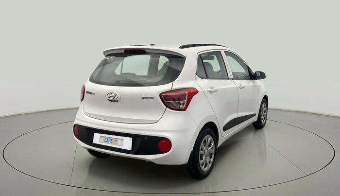 2018 Hyundai Grand i10 SPORTZ 1.2 KAPPA VTVT, Petrol, Manual, 33,450 km, Right Back Diagonal