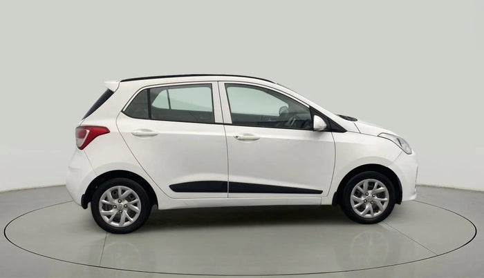 2018 Hyundai Grand i10 SPORTZ 1.2 KAPPA VTVT, Petrol, Manual, 33,450 km, Right Side View