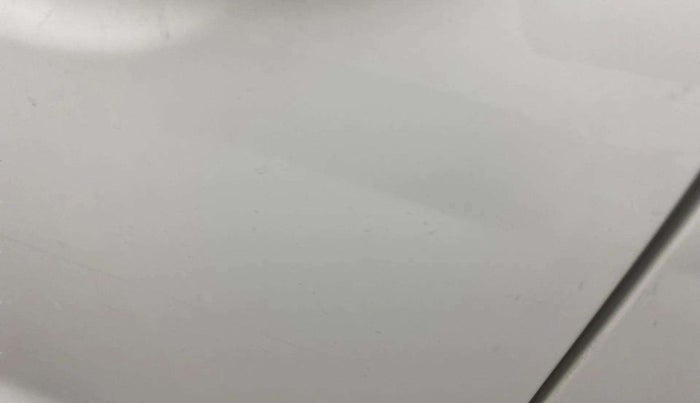 2019 Hyundai Elite i20 ASTA (O) CVT, Petrol, Automatic, 23,673 km, Front passenger door - Slightly dented