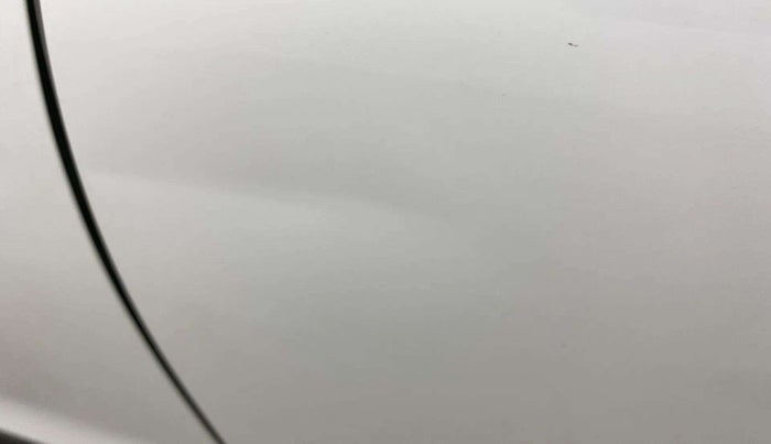 2019 Hyundai Elite i20 ASTA (O) CVT, Petrol, Automatic, 23,673 km, Rear left door - Slightly dented