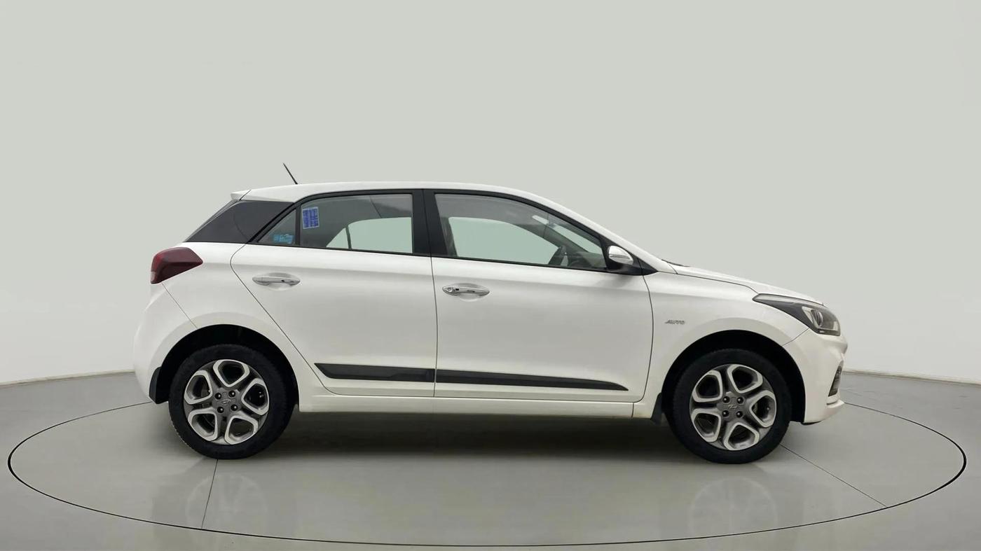 2019 Hyundai Elite i20 ASTA (O) CVT, Petrol, Automatic, 23,673 km, Right Side View