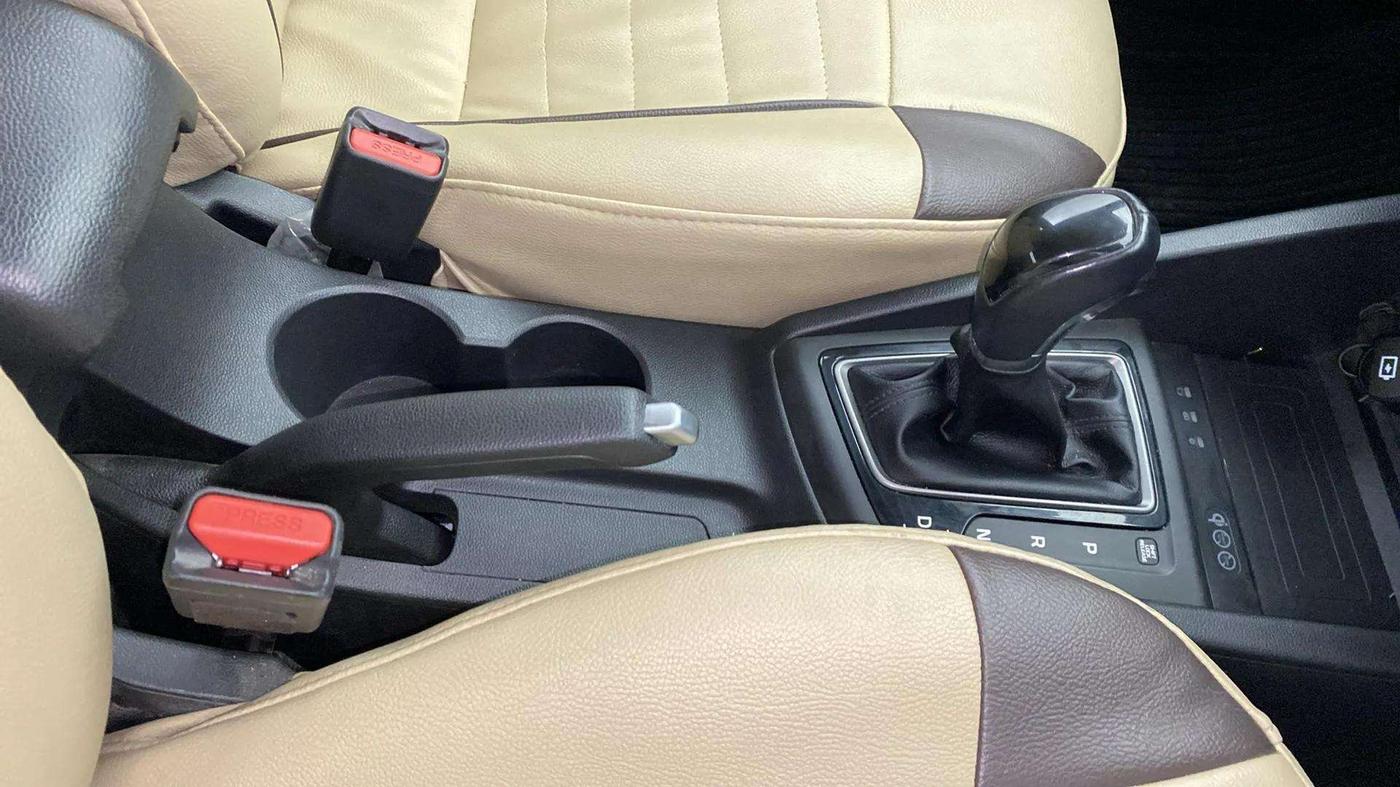 2019 Hyundai Elite i20 ASTA (O) CVT, Petrol, Automatic, 23,673 km, Gear Lever