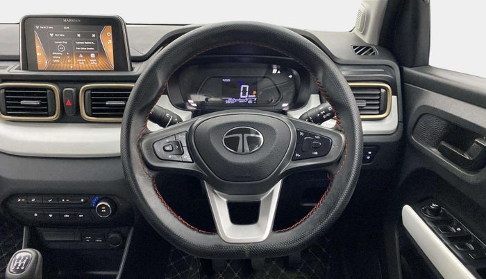 2024 Tata PUNCH ACCOMPLISHED DAZZLE PACK MT, Petrol, Manual, 6,136 km, Steering Wheel Close Up