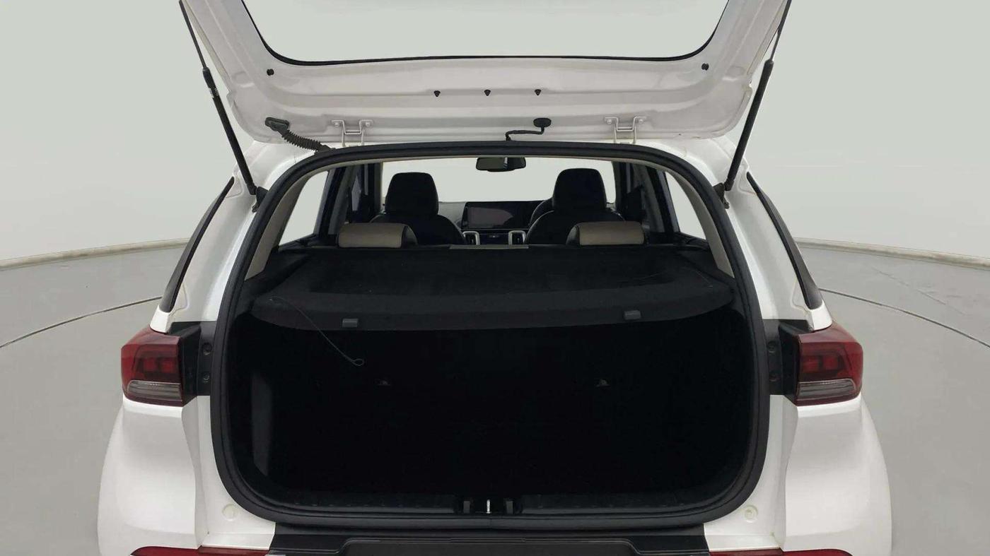 2022 KIA SONET HTX PLUS 1.5, Diesel, Manual, 59,463 km, Boot Inside
