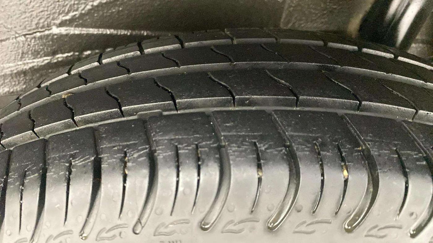2021 Maruti S PRESSO VXI PLUS AMT, Petrol, Automatic, 21,584 km, Left Rear Tyre Tread