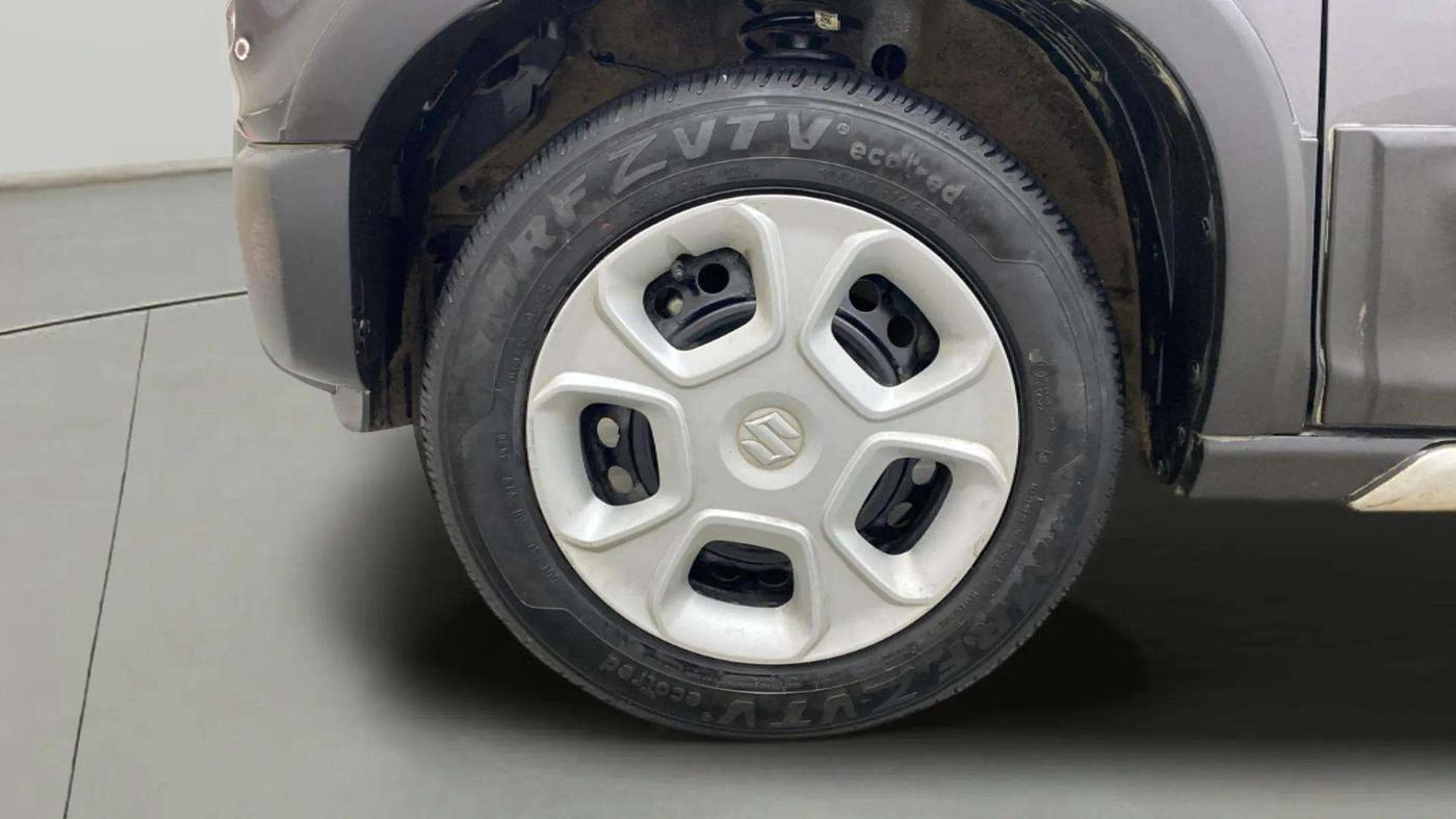 2021 Maruti S PRESSO VXI PLUS AMT, Petrol, Automatic, 21,584 km, Left Front Wheel