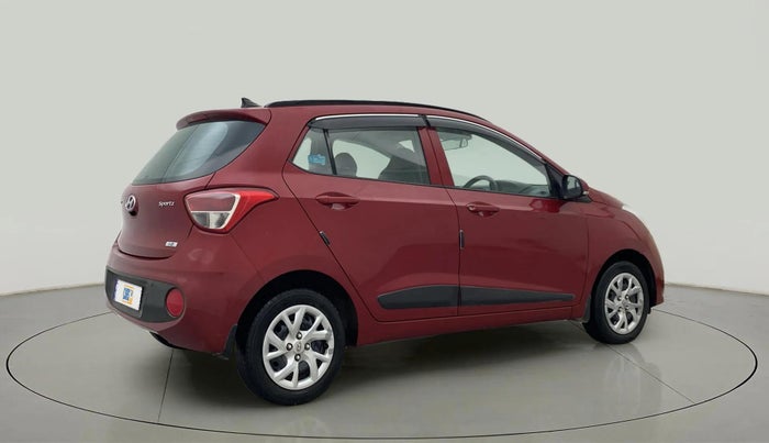 2017 Hyundai Grand i10 SPORTZ (O) 1.2 KAPPA VTVT, Petrol, Manual, 30,116 km, Right Back Diagonal