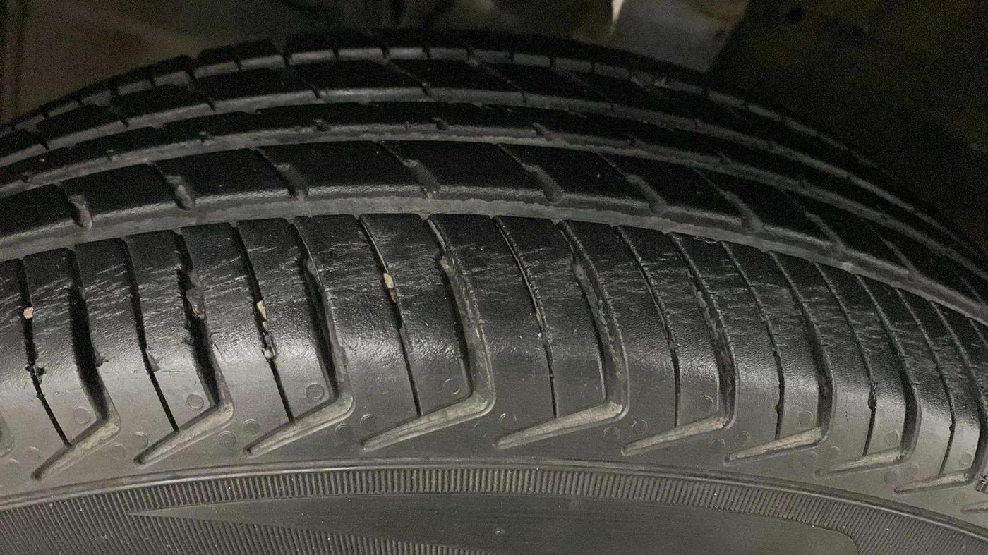 2021 Maruti New Wagon-R LXI (O) 1.0, Petrol, Manual, 14,453 km, Right Front Tyre Tread