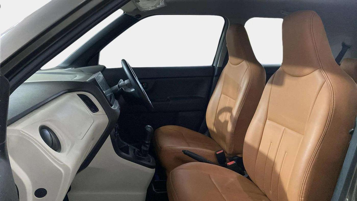 2021 Maruti New Wagon-R LXI (O) 1.0, Petrol, Manual, 14,453 km, Right Side Front Door Cabin