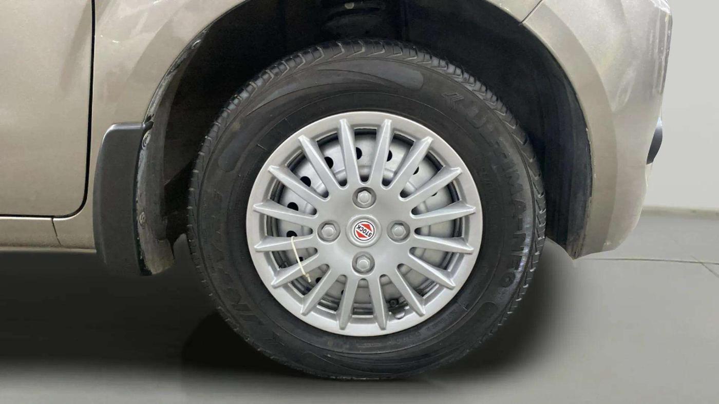 2021 Maruti New Wagon-R LXI (O) 1.0, Petrol, Manual, 14,453 km, Right Front Wheel