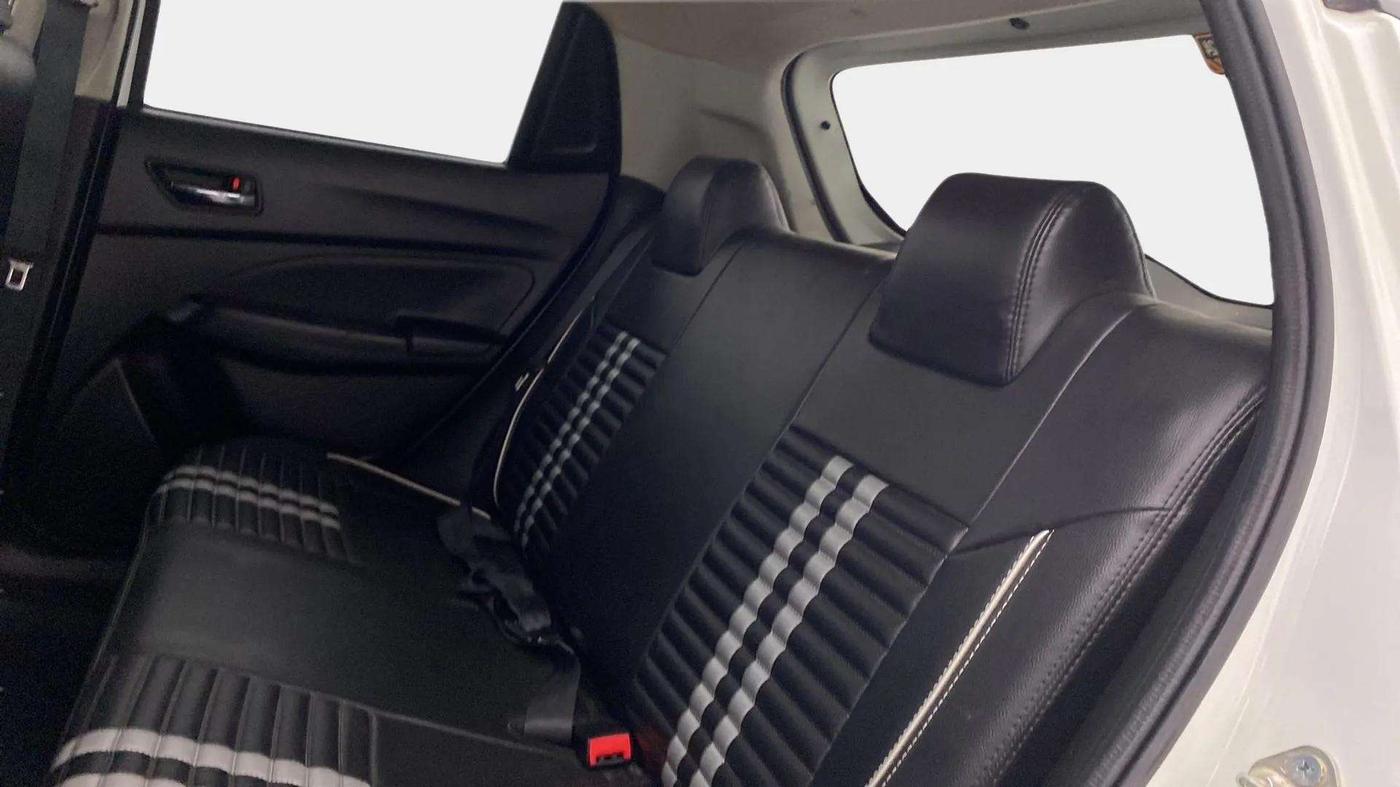 2022 Maruti Swift VXI, Petrol, Manual, 29,520 km, Right Side Rear Door Cabin