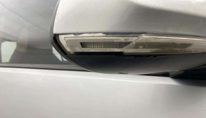 2018 Hyundai NEW SANTRO SPORTZ AMT, Petrol, Automatic, 48,791 km, Right rear-view mirror - Indicator light not working