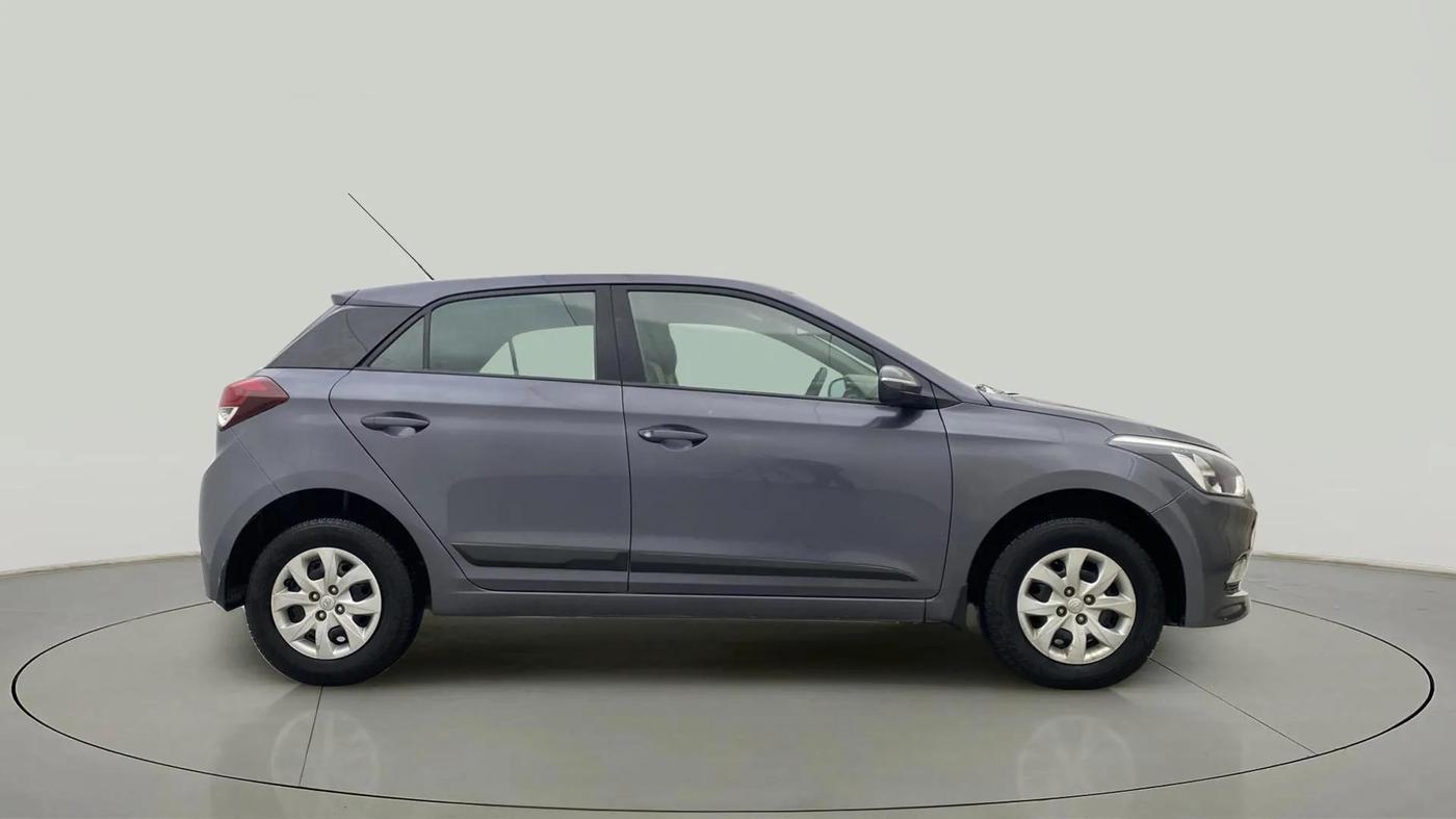 2016 Hyundai Elite i20 SPORTZ 1.2, Petrol, Manual, 51,608 km, Right Side View
