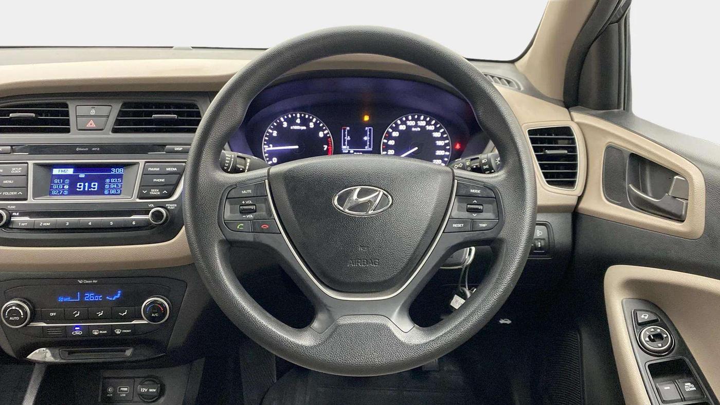 2016 Hyundai Elite i20 SPORTZ 1.2, Petrol, Manual, 51,608 km, Steering Wheel Close Up