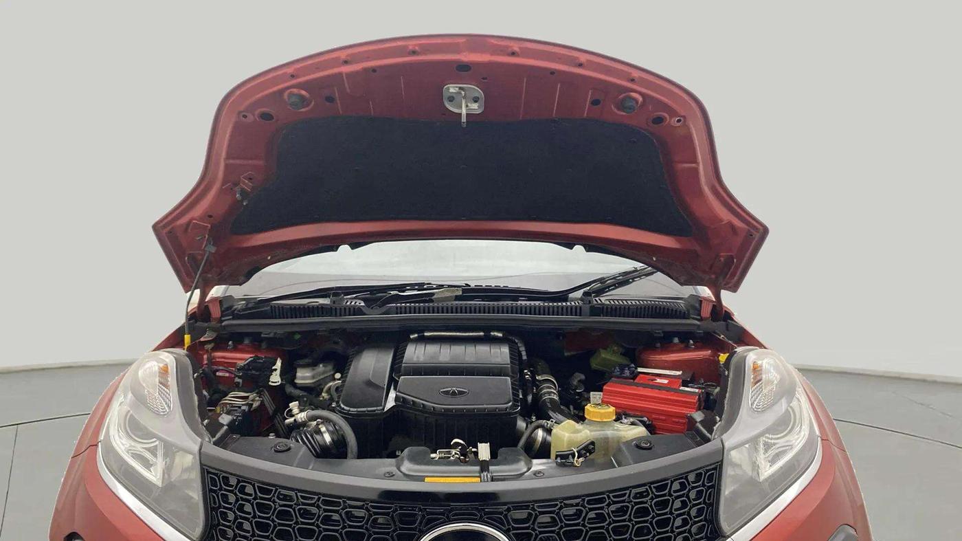 2018 Tata NEXON XZ PLUS DIESEL, Diesel, Manual, 70,794 km, Open Bonet