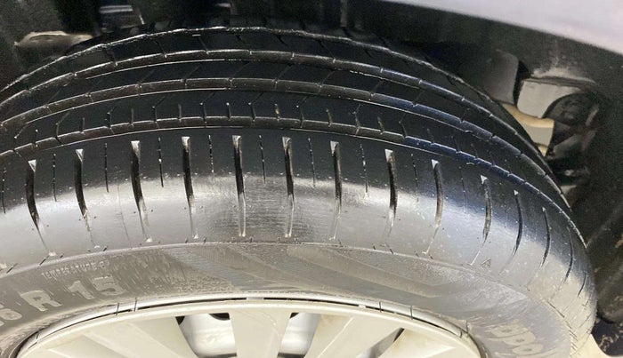 2022 Maruti Baleno SIGMA PETROL 1.2, Petrol, Manual, 9,909 km, Left Front Tyre Tread