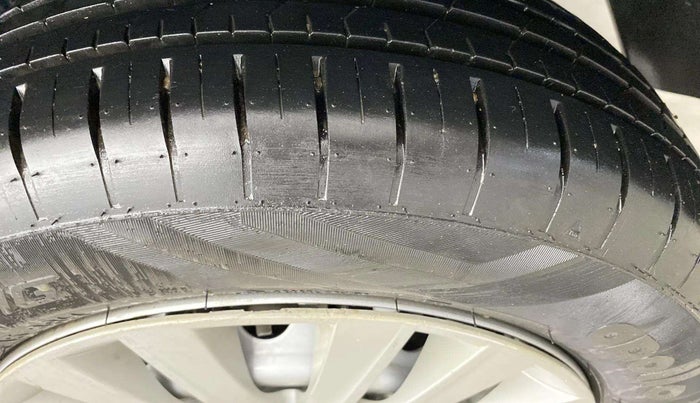 2022 Maruti Baleno SIGMA PETROL 1.2, Petrol, Manual, 9,909 km, Right Rear Tyre Tread
