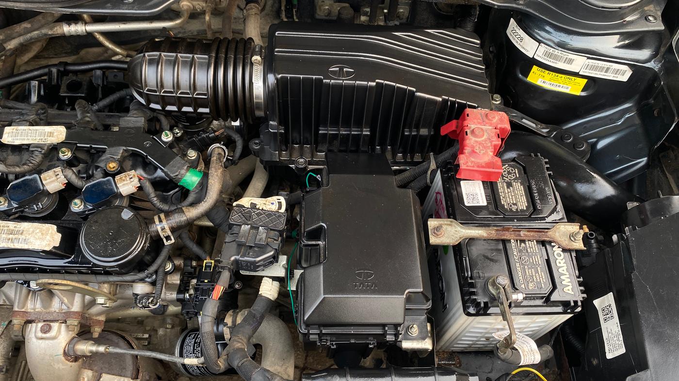 2020 Tata ALTROZ XE PETROL, Petrol, Manual, 28,442 km, Engine View - Left