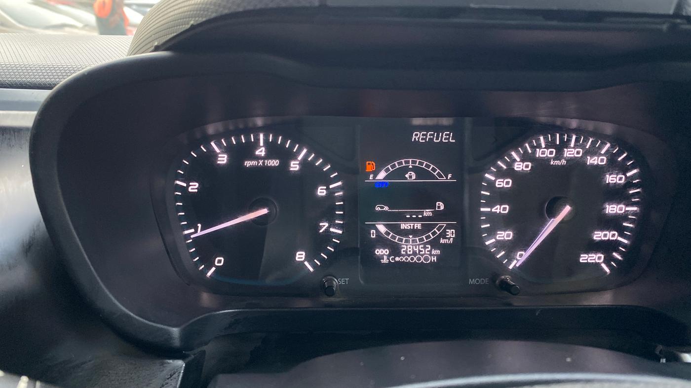 2020 Tata ALTROZ XE PETROL, Petrol, Manual, 28,442 km, Odometer Image