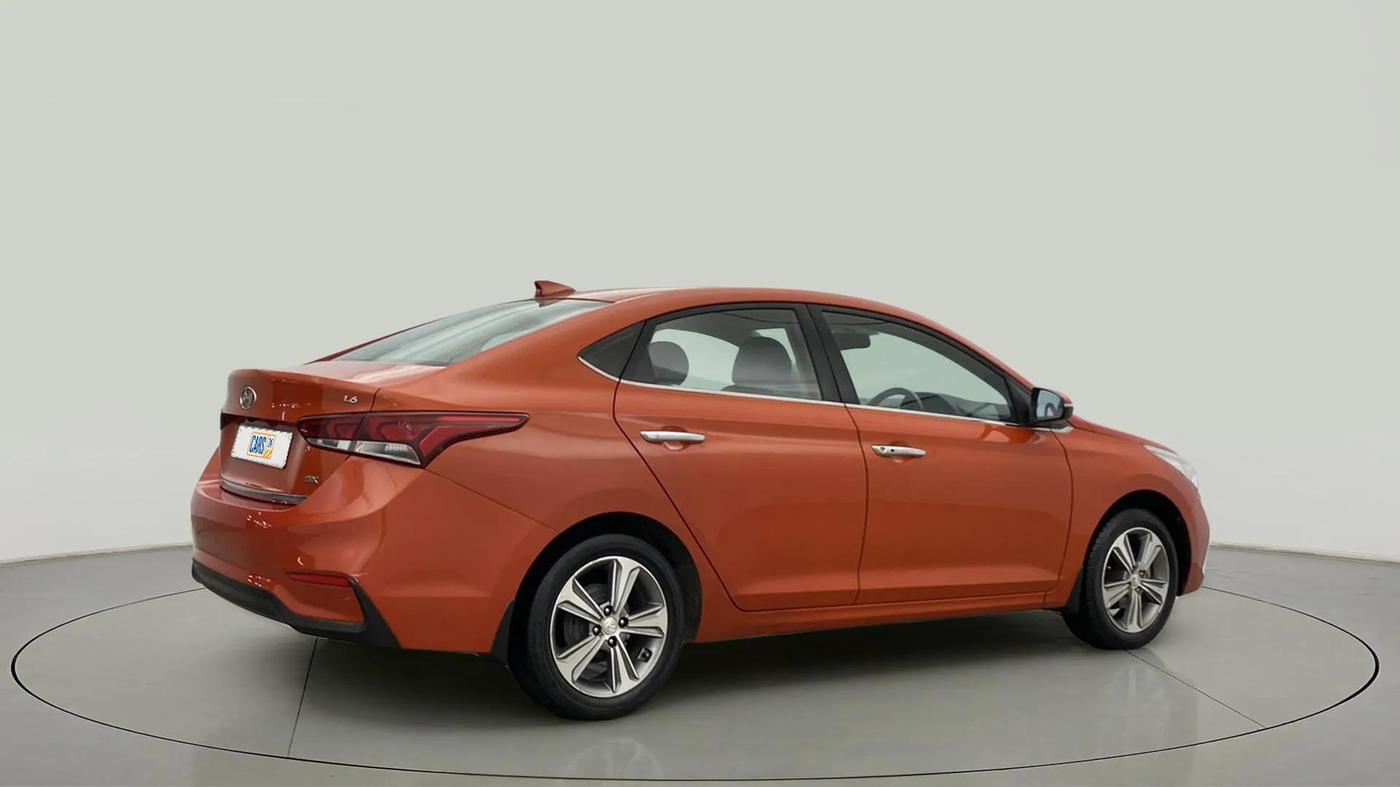 2017 Hyundai Verna 1.6 VTVT SX (O) AT, CNG, Automatic, 68,995 km, Right Back Diagonal
