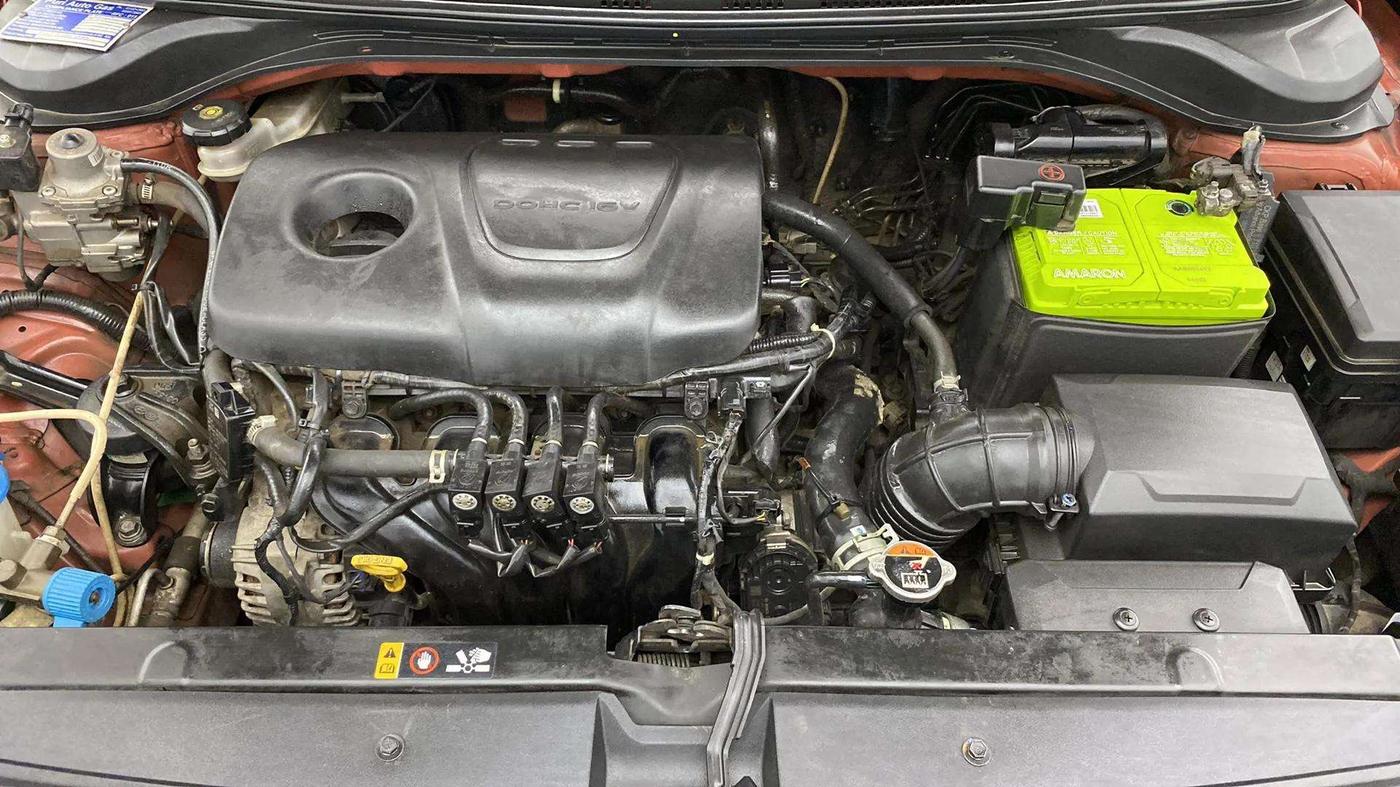 2017 Hyundai Verna 1.6 VTVT SX (O) AT, CNG, Automatic, 68,995 km, Engine View