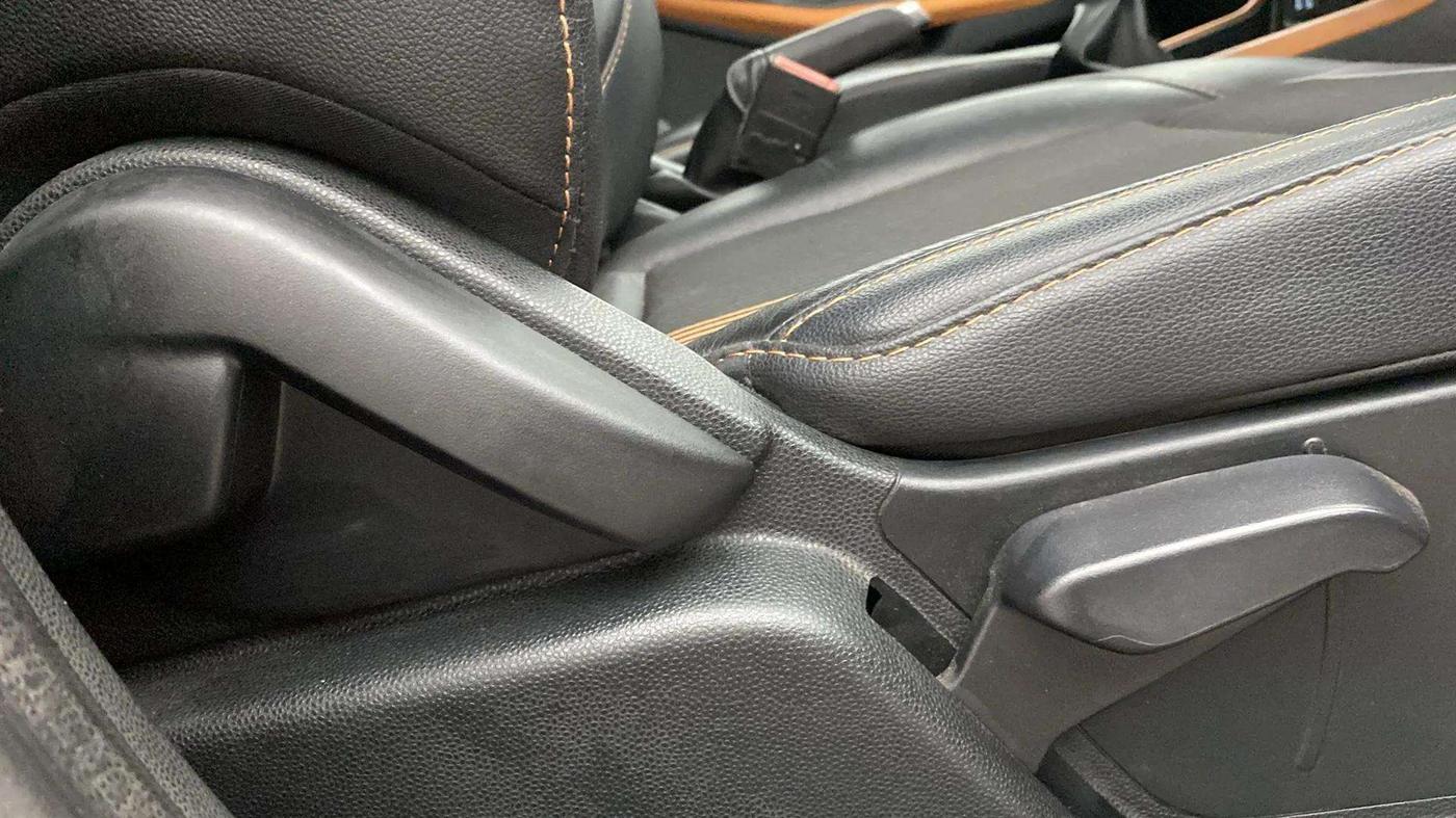 2021 Ford Ecosport TITANIUM 1.5L SPORTS(SUNROOF) DIESEL, Diesel, Manual, 36,489 km, Driver Side Adjustment Panel