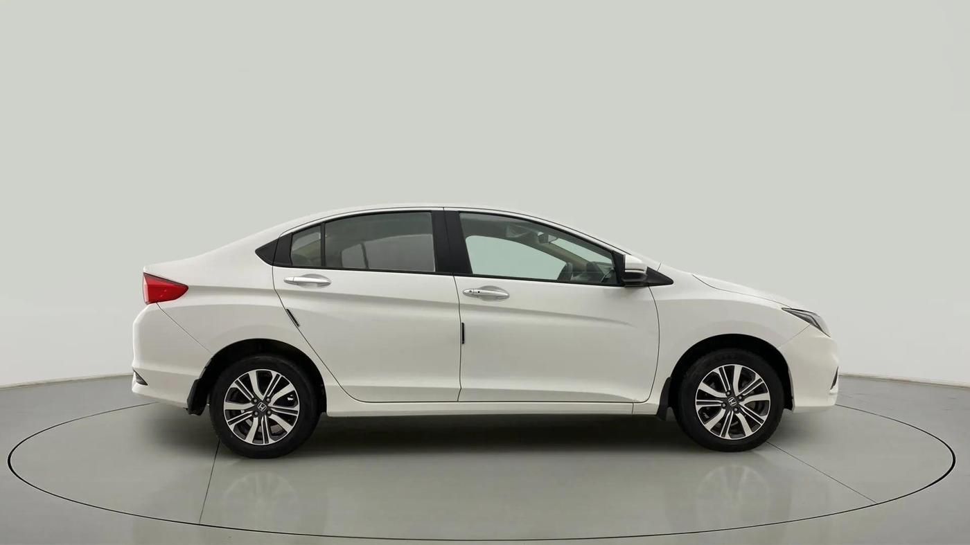2022 Honda City 1.5L I-VTEC V MT 4TH GEN, Petrol, Manual, 29,769 km, Right Side View