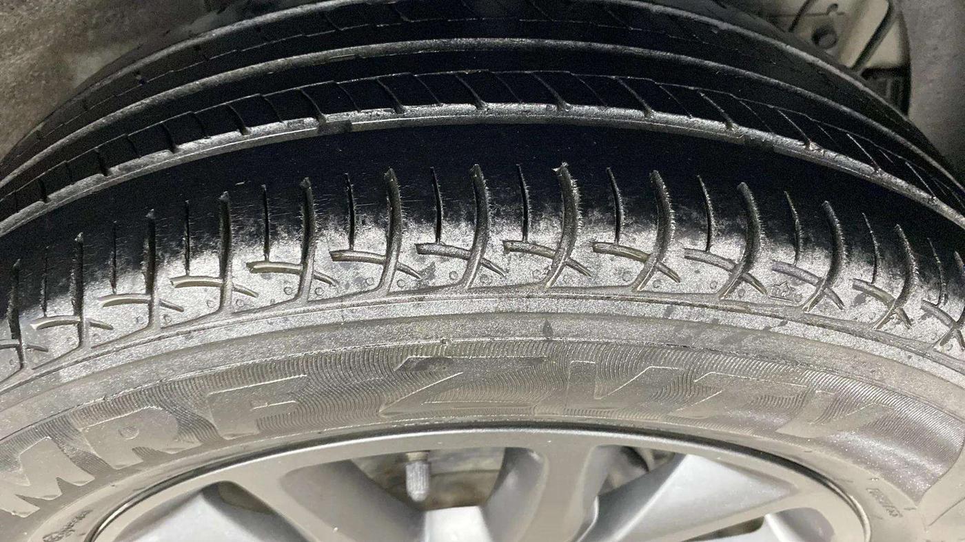 2019 Hyundai Elite i20 SPORTZ PLUS 1.2, Petrol, Manual, 34,807 km, Right Rear Tyre Tread