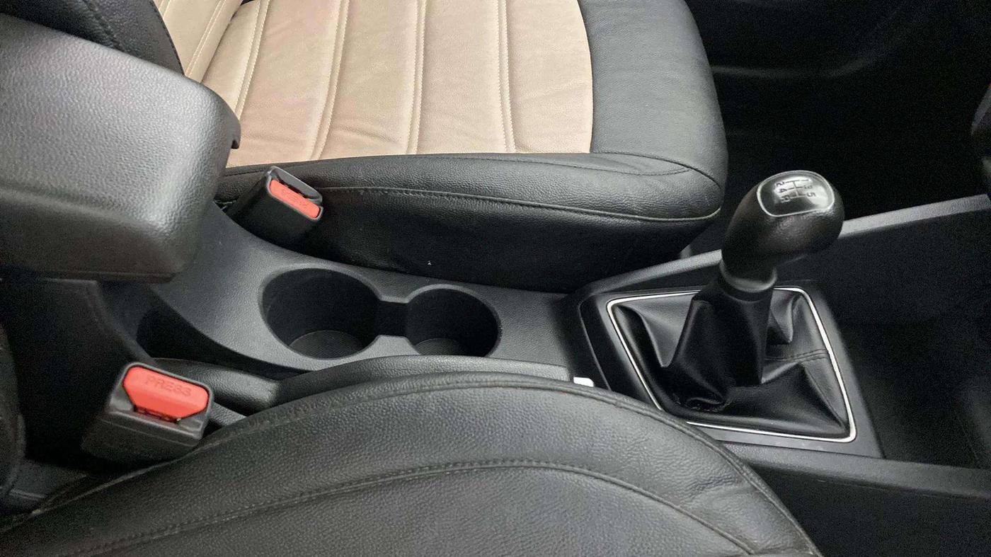 2019 Hyundai Elite i20 SPORTZ PLUS 1.2, Petrol, Manual, 34,807 km, Gear Lever