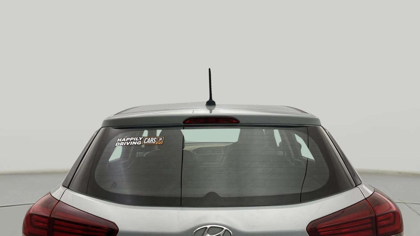 2019 Hyundai Elite i20 SPORTZ PLUS 1.2, Petrol, Manual, 34,807 km, Rear Windshield