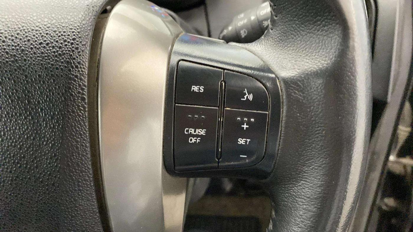 2020 Mahindra XUV500 W9, Diesel, Manual, 69,255 km, Adaptive Cruise Control
