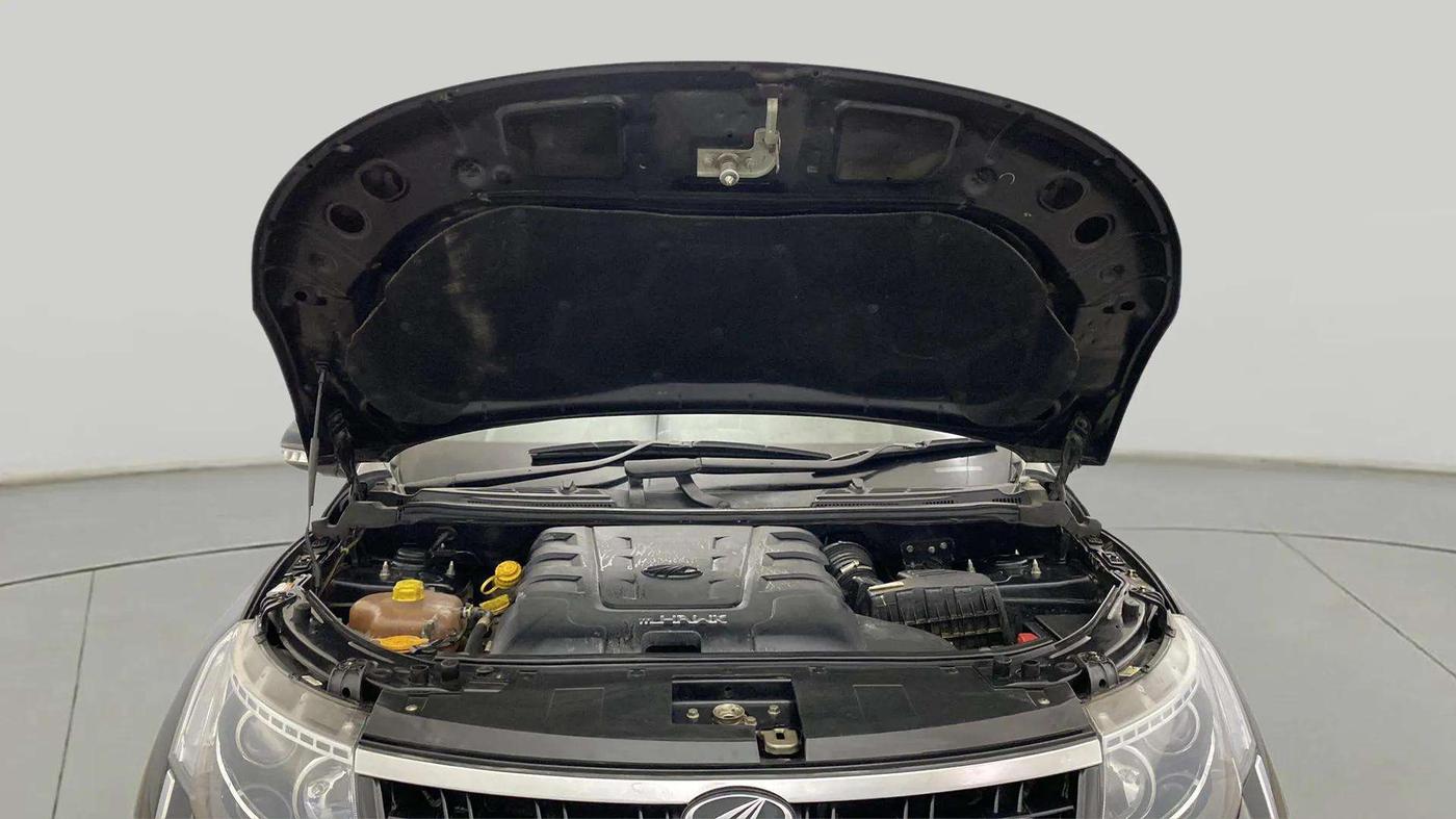 2020 Mahindra XUV500 W9, Diesel, Manual, 69,255 km, Open Bonet