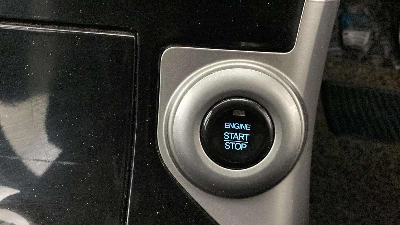 2020 Mahindra XUV500 W9, Diesel, Manual, 69,255 km, Keyless Start/ Stop Button