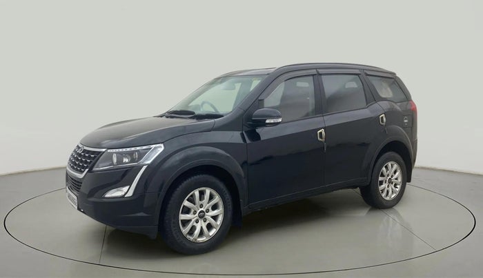 2021 Mahindra XUV500 W9, Diesel, Manual, 60,497 km, Left Front Diagonal