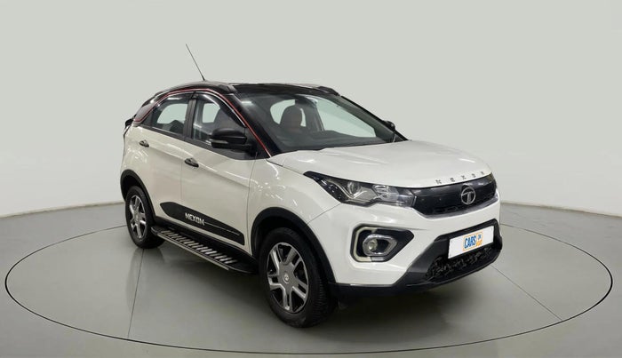 2021 Tata NEXON XMA SUNROOF PETROL, Petrol, Automatic, 27,053 km, Right Front Diagonal