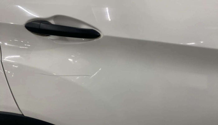 2021 Tata NEXON XMA SUNROOF PETROL, Petrol, Automatic, 27,053 km, Right rear door - Minor scratches