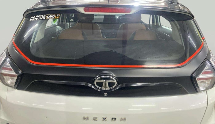 2021 Tata NEXON XMA SUNROOF PETROL, Petrol, Automatic, 27,053 km, Rear Windshield