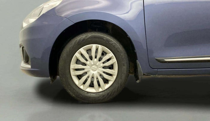 2022 Maruti Dzire VXI CNG, CNG, Manual, 33,025 km, Left Front Wheel