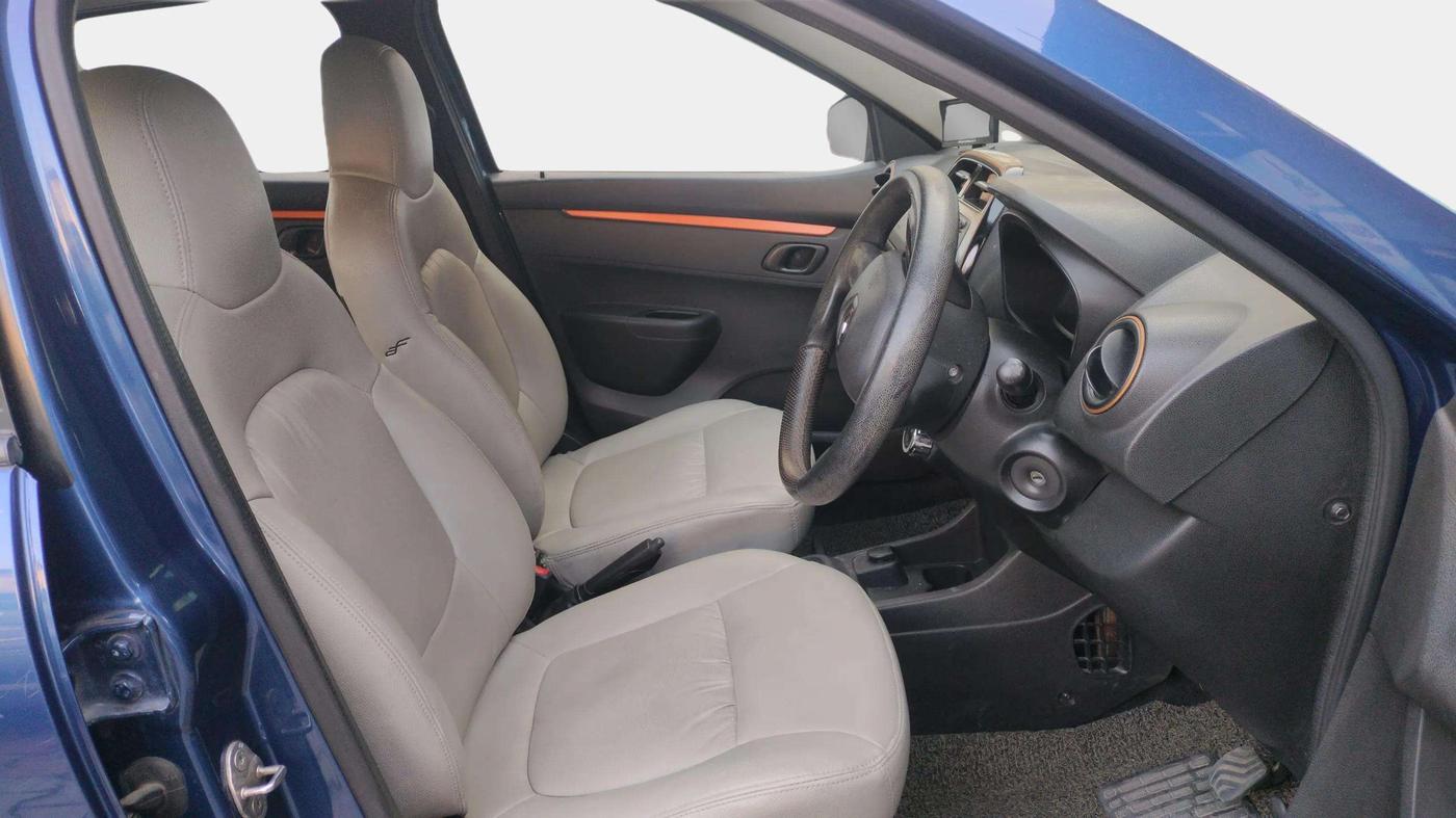 2018 Renault Kwid CLIMBER 1.0 AMT, Petrol, Automatic, 14,487 km, Right Side Front Door Cabin