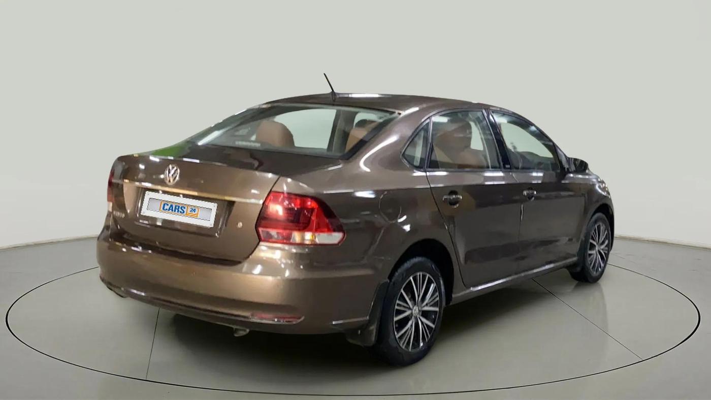 2018 Volkswagen Vento COMFORTLINE 1.6, Petrol, Manual, 48,527 km, Right Back Diagonal